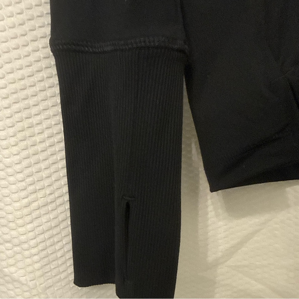 Nike Black Long-Sleeve Quarter-Zip Top - Picture 2 of 4